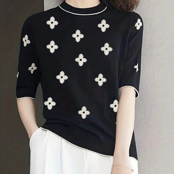 Black Preppy Womens Floral Print Round Neck Loose Fit Short Sleeve Knit Top - Picture 4 of 5